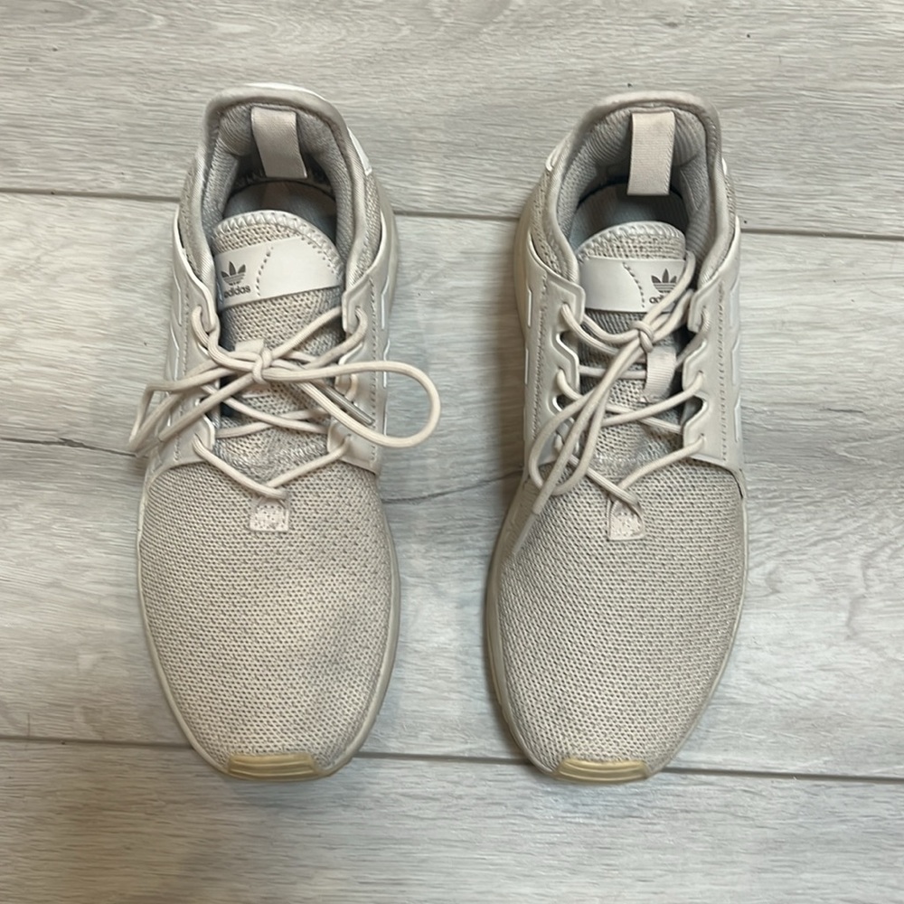 Adidas Tennis Shoes